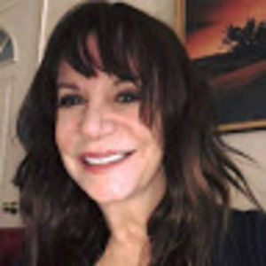 Meet your Posher, Roxanne